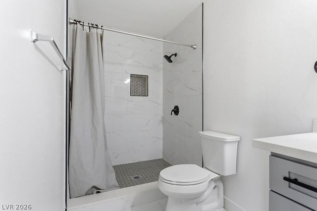 5121 Lindell Road 206, Las Vegas, NV 89118