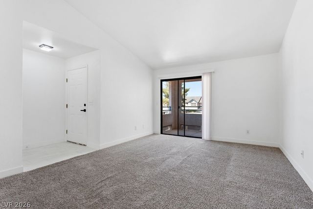 5121 Lindell Road 206, Las Vegas, NV 89118