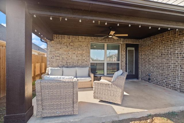 4452 Blue Mist Drive, Fort Worth, TX 76036