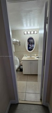 19201 Collins Avenue 1011, Sunny Isles Beach, FL 33160