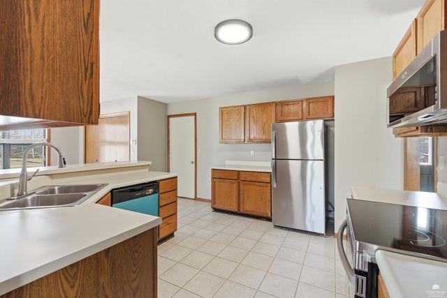 3324 Anderson Avenue, Manhattan, KS 66503