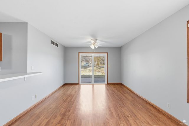 3324 Anderson Avenue, Manhattan, KS 66503