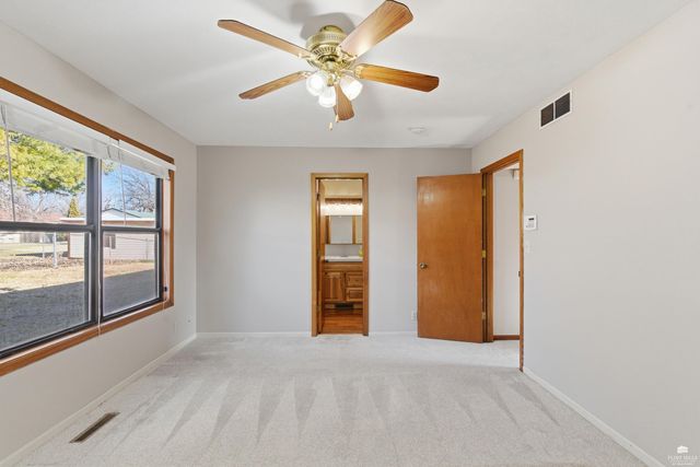 3324 Anderson Avenue, Manhattan, KS 66503