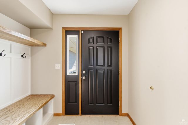 3324 Anderson Avenue, Manhattan, KS 66503