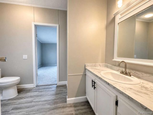 2183 Water Ridge Drive, Newport, MI 48166