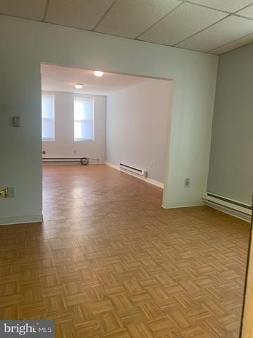 2143 N FRONT ST, Philadelphia, PA 19122