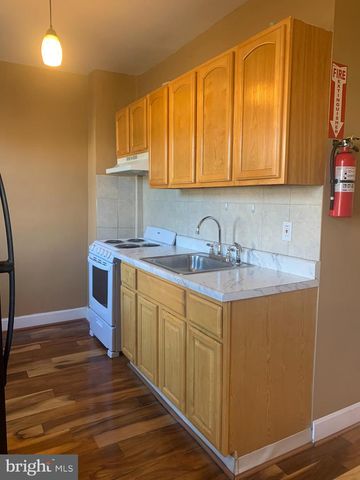 2143 N FRONT ST, Philadelphia, PA 19122