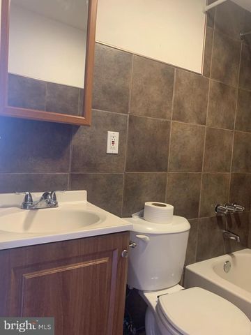 2143 N FRONT ST, Philadelphia, PA 19122