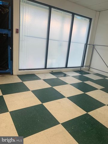 2143 N FRONT ST, Philadelphia, PA 19122