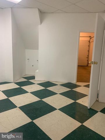 2143 N FRONT ST, Philadelphia, PA 19122