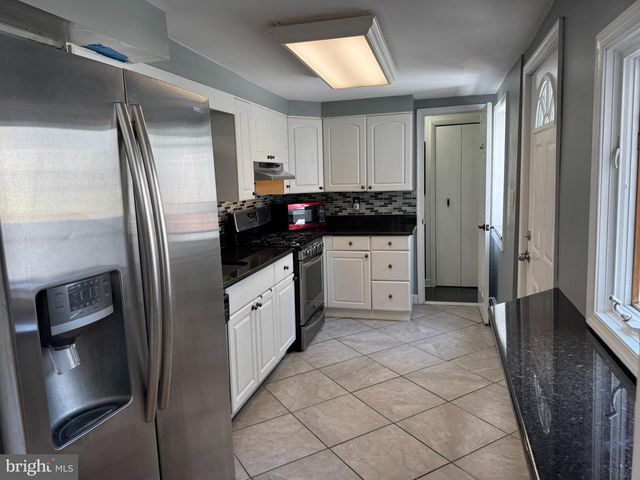 1008 STILES ST, Baltimore, MD 21202