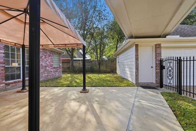 13427 Pin Oak Glen Lane, Cypress, TX 77429