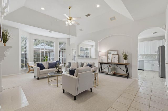 13427 Pin Oak Glen Lane, Cypress, TX 77429