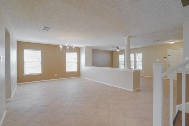1900 Carriage Club DR, Cedar Park, TX 78613
