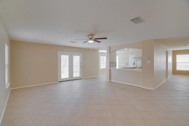 1900 Carriage Club DR, Cedar Park, TX 78613