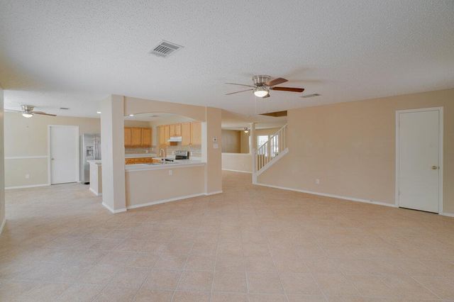 1900 Carriage Club DR, Cedar Park, TX 78613