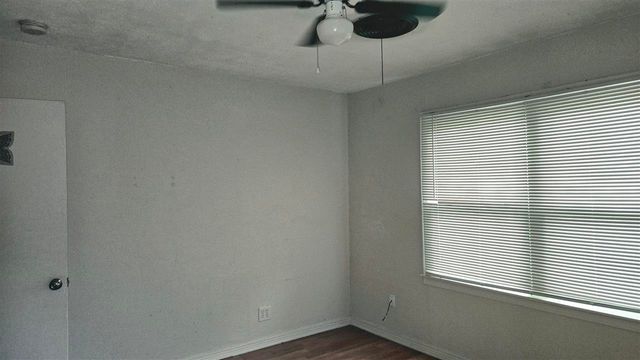 3118 NW Kinyon Ave, Lawton, OK 73505