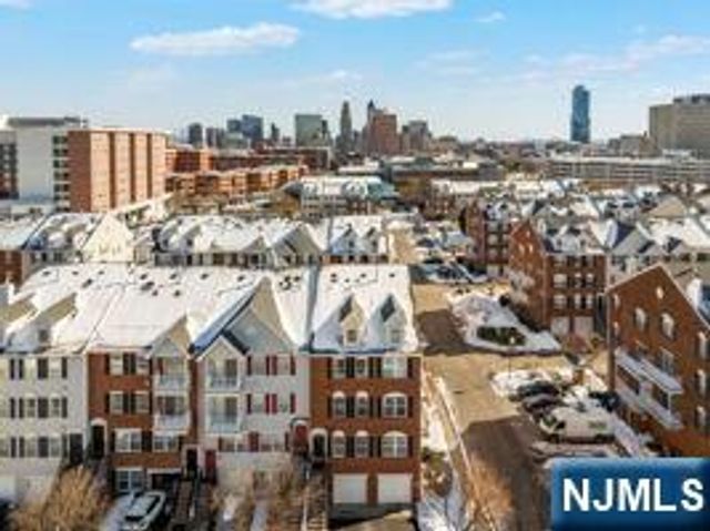 226 Matthews Drive, Newark, NJ 07103