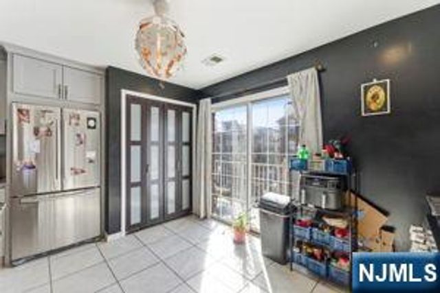 226 Matthews Drive, Newark, NJ 07103