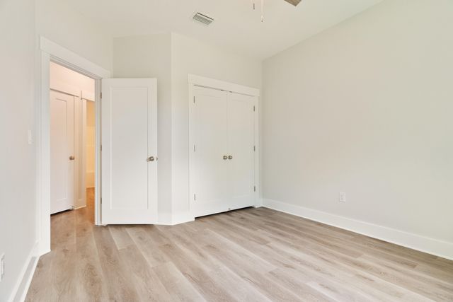 704 Ferguson Drive 9, Fort Walton Beach, FL 32547