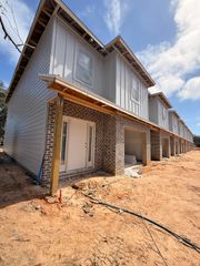 704 Ferguson Drive 9, Fort Walton Beach, FL 32547