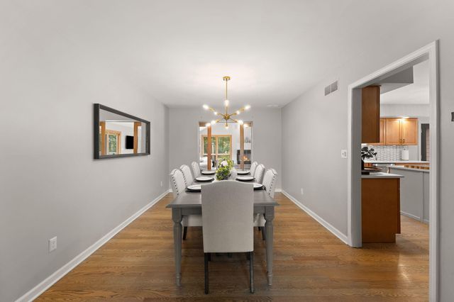 380 Sandpiper Drive, Chesterton, IN 46304