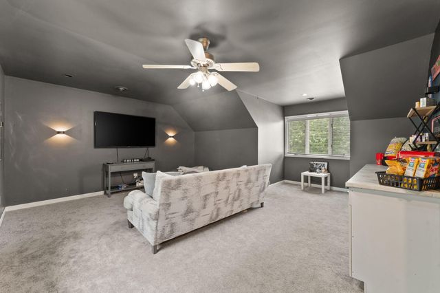 380 Sandpiper Drive, Chesterton, IN 46304