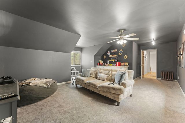 380 Sandpiper Drive, Chesterton, IN 46304