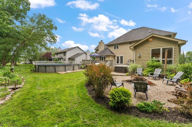 380 Sandpiper Drive, Chesterton, IN 46304