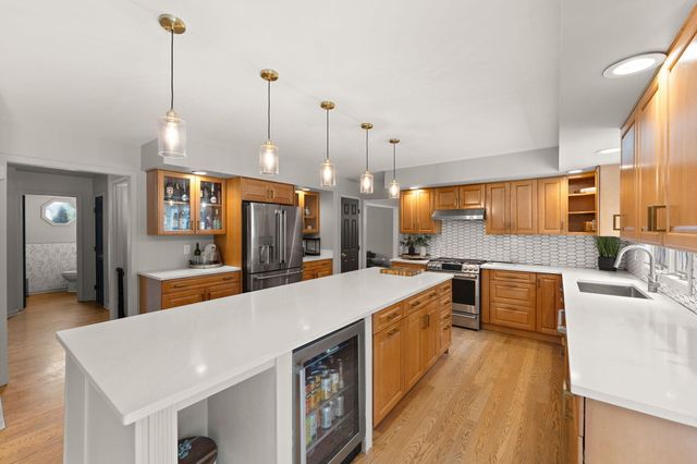 380 Sandpiper Drive, Chesterton, IN 46304