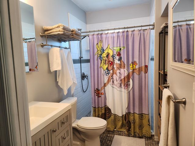 5635 Macdonald Avenue, Stock Island, FL 33040