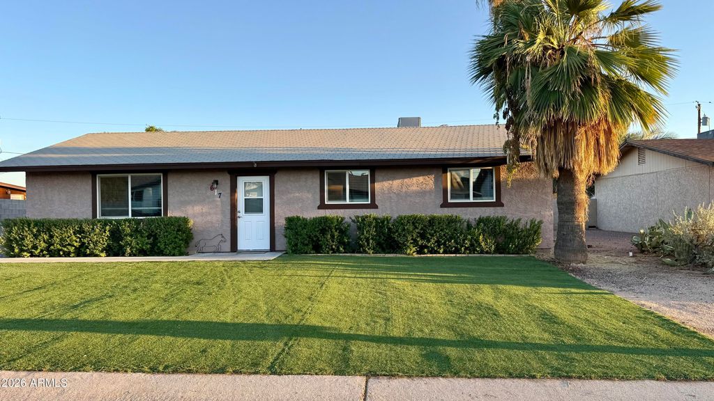 617 E NAVAJO Avenue, Apache Junction, AZ 85119 — exterior