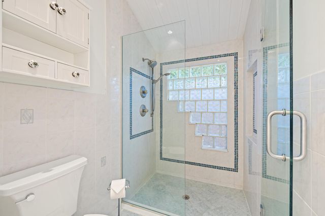 101 W Spearfish Lane, Jupiter, FL 33477