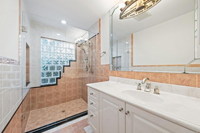 101 W Spearfish Lane, Jupiter, FL 33477