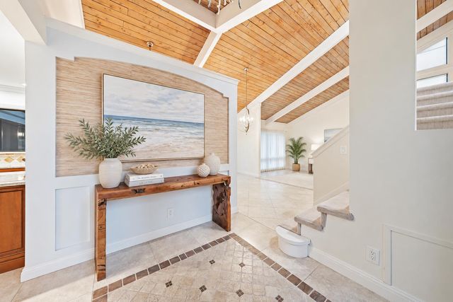101 W Spearfish Lane, Jupiter, FL 33477