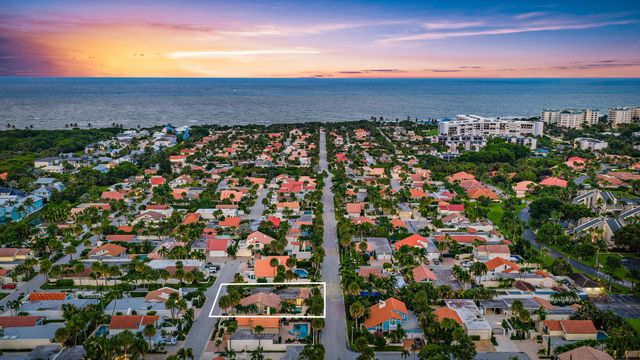101 W Spearfish Lane, Jupiter, FL 33477