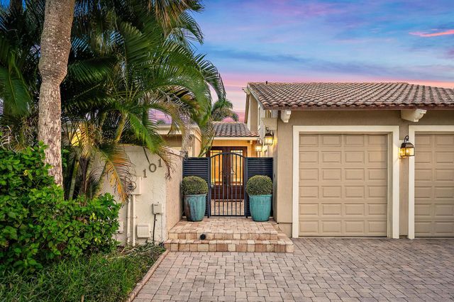 101 W Spearfish Lane, Jupiter, FL 33477