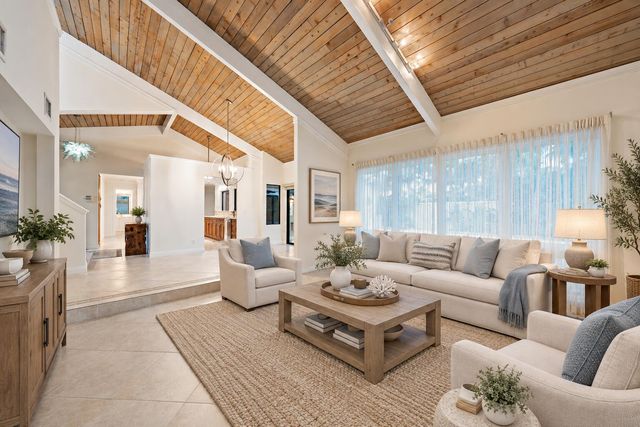 101 W Spearfish Lane, Jupiter, FL 33477