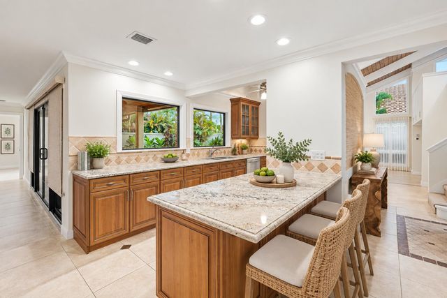 101 W Spearfish Lane, Jupiter, FL 33477