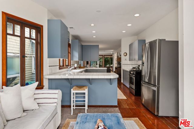 46 Wavecrest Avenue, Venice, CA 90291