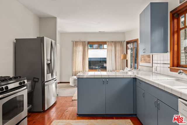 46 Wavecrest Avenue, Venice, CA 90291