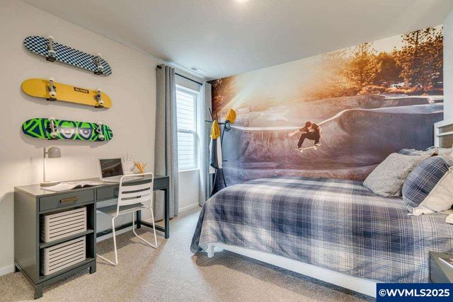 340 Greencrest St NE, Salem, OR 97301