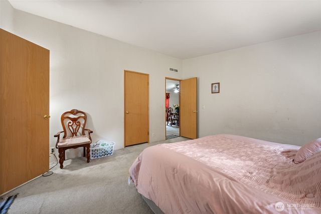 300 E Skookum Drive NE, Shelton, WA 98584