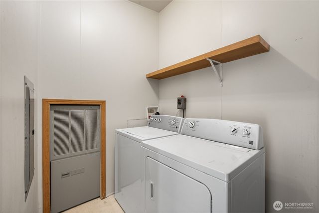 300 E Skookum Drive NE, Shelton, WA 98584