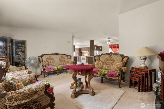 300 E Skookum Drive NE, Shelton, WA 98584