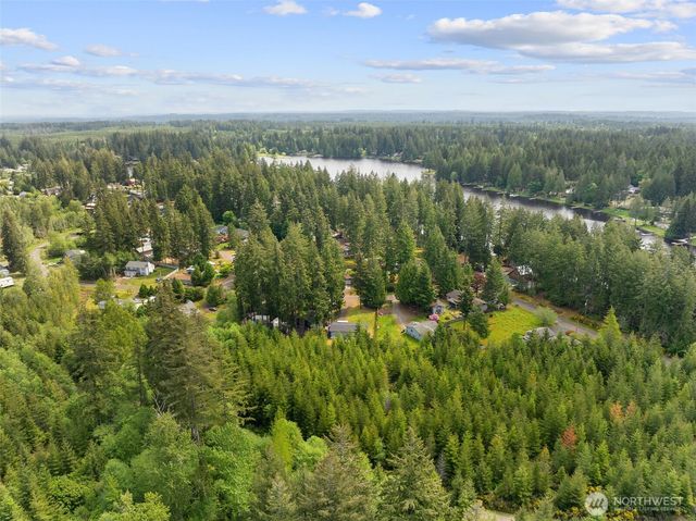 300 E Skookum Drive NE, Shelton, WA 98584