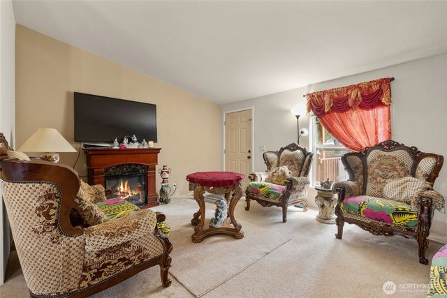 300 E Skookum Drive NE, Shelton, WA 98584