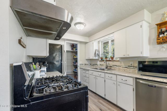 1505 E 1st Ave, Post Falls, ID 83854