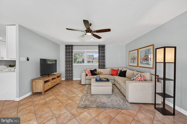 3905 CARVEL LN, Bowie, MD 20715