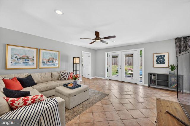 3905 CARVEL LN, Bowie, MD 20715